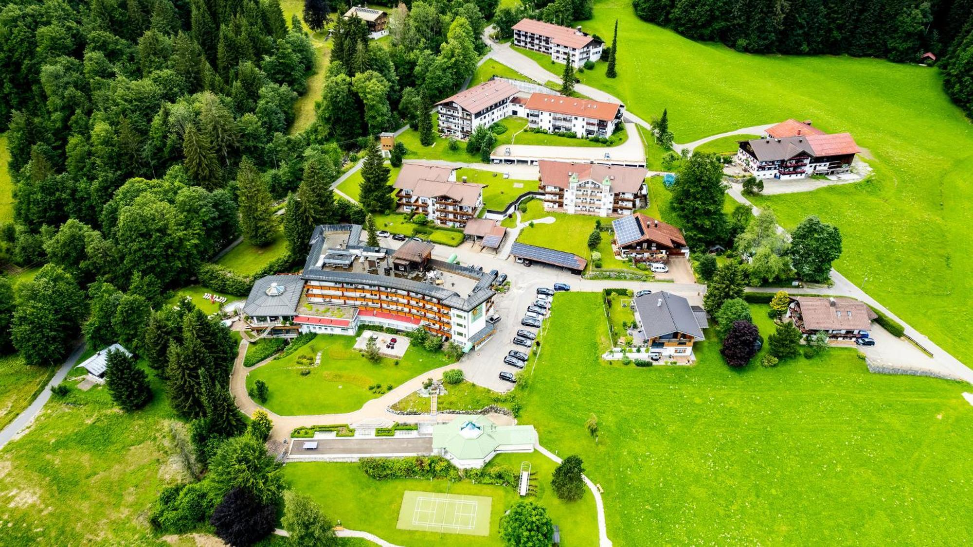 Alpenhotel Oberstdorf - Ein Rovell Hotel מראה חיצוני תמונה