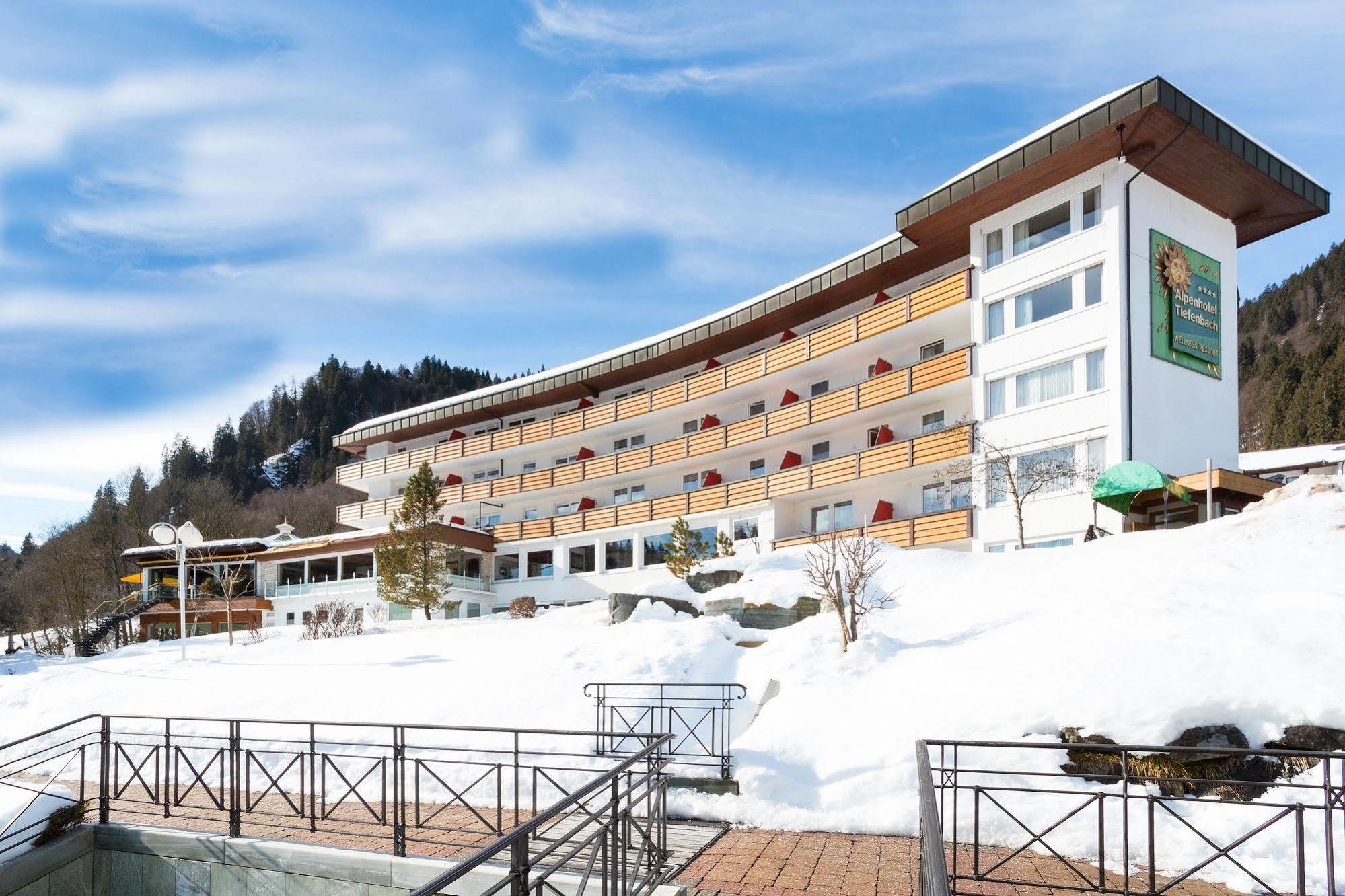 Alpenhotel Oberstdorf - Ein Rovell Hotel מראה חיצוני תמונה