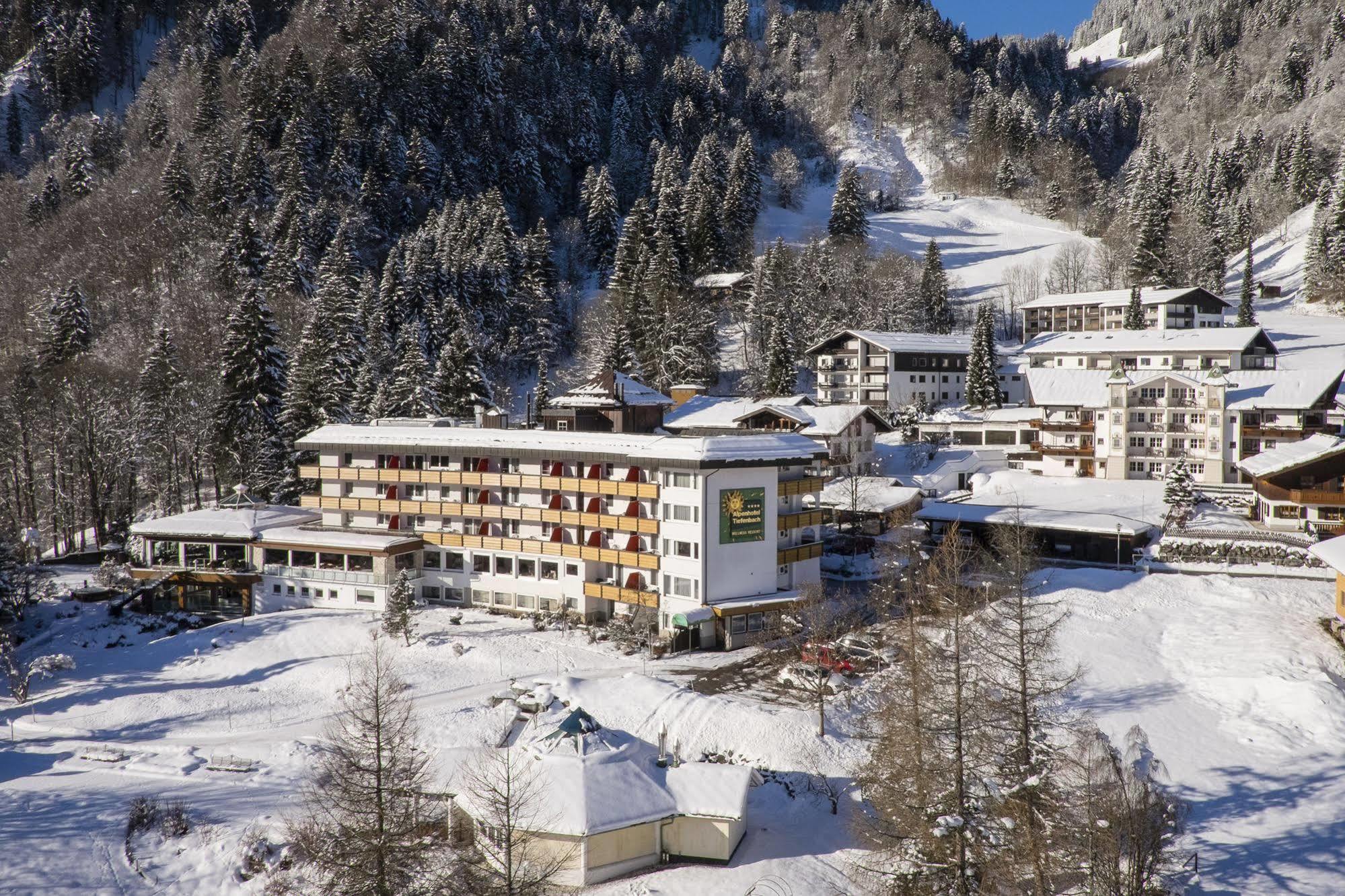 Alpenhotel Oberstdorf - Ein Rovell Hotel מראה חיצוני תמונה